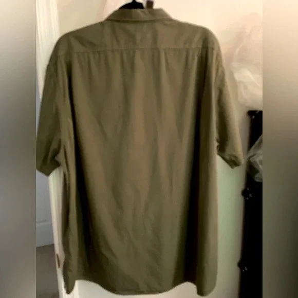 CHEMIEUX XXL NWT 100% cotton shirt. Olive w/pearl button down front, 2 pockets - Picture 3 of 8